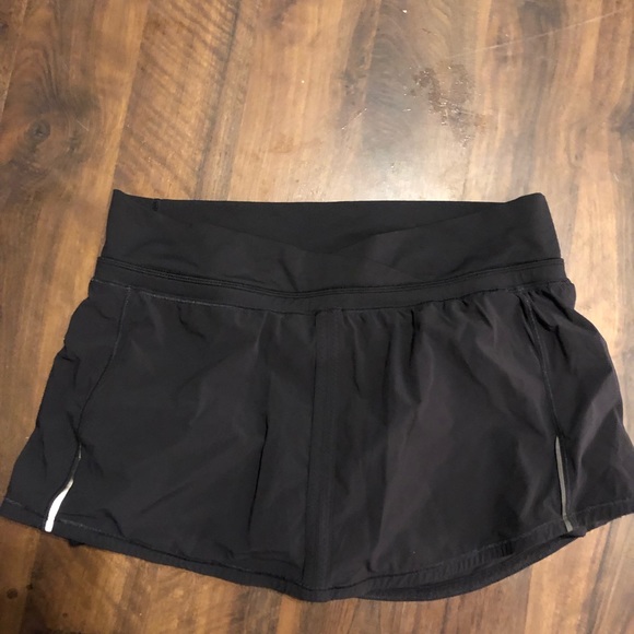 Lululemon Run: Pace Short - Picture 2 of 4